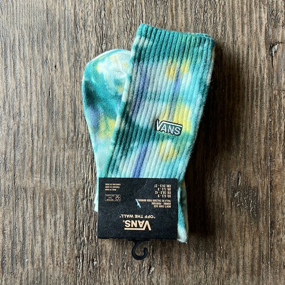 Vans Accessories - Vans crew sock size M 6.5-9/W 8-10.5. Green, yellow, blue & cream tie dye. NWT